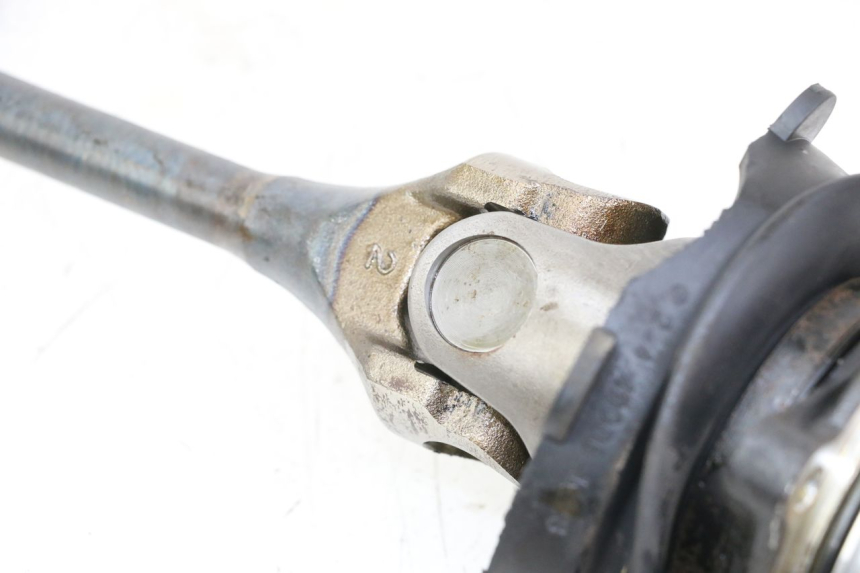 photo de Aandrijfas KAWASAKI GTR 1000 (1994 - 2004) - Bevestigingspunten