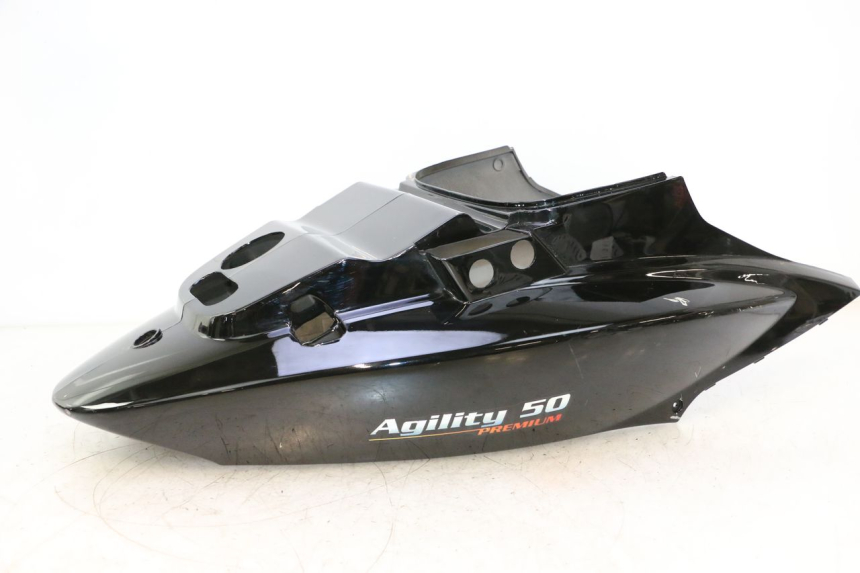 photo de ACHTERKAP KYMCO AGILITY 4T 10" 50 (2005 - 2018) - Kenmerkende details