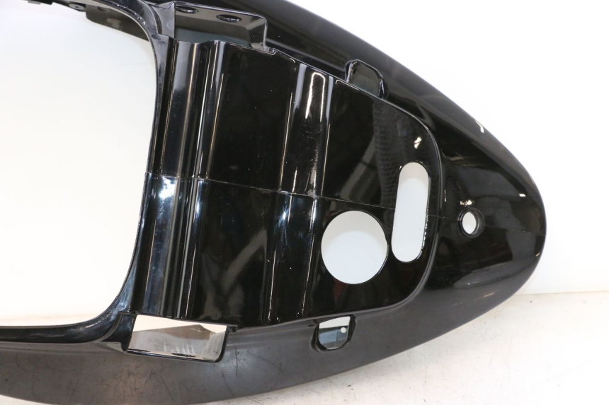 photo de ACHTERKAP KYMCO AGILITY 4T 10" 50 (2005 - 2018) - Zoom op gebruiksstaat
