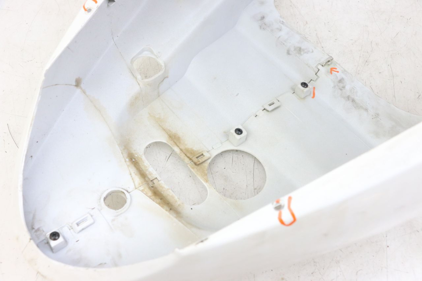 photo de ACHTERKAP KYMCO AGILITY 4T 50 (2018 - 2022) - Detail van het onderdeel