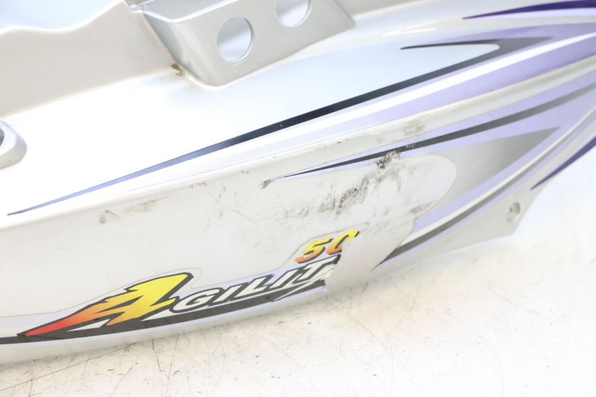 photo de ACHTERKAP KYMCO AGILITY 4T 50 (2005 - 2018) - Zoom op componenten