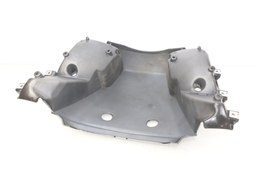 photo de ACHTERKAP APRILIA ATLANTIC 125 (2003 - 2009) - Detail van het onderdeel