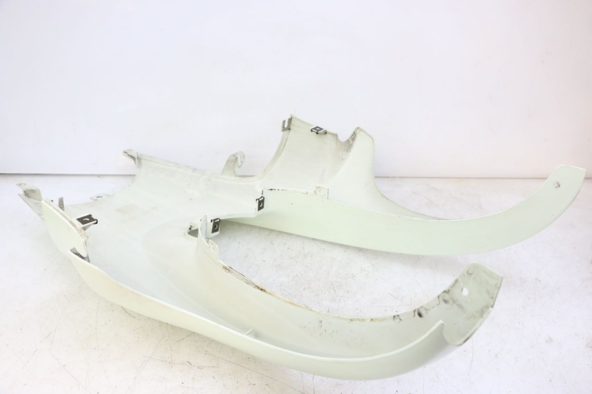 photo de ACHTERKAP BMW C1 125 (2000 - 2003) - Detail van het onderdeel