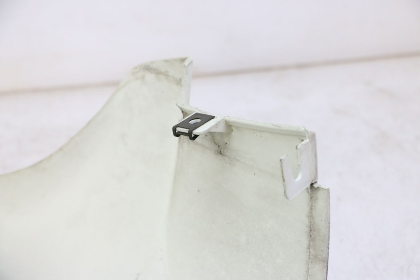 photo de ACHTERKAP BMW C1 125 (2000 - 2003) - Bevestigingspunten