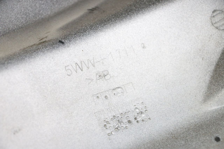 photo de ACHTERKAP MBK BOOSTER SPIRIT 50 (2004 - 2017) - Detail van het onderdeel