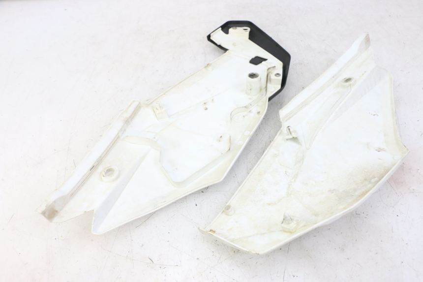 photo de ACHTERKAP HONDA CRF-F CRF F 110 (2019 - 2022) - Zoom op gebruiksstaat