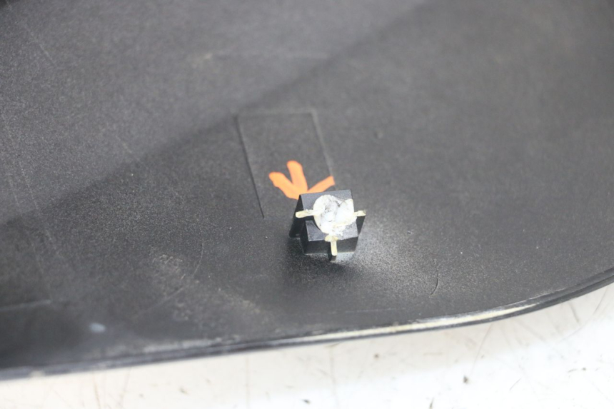 photo de ACHTERKAP KYMCO DINK 4T 50 (2007 - 2018) - Kenmerkende details