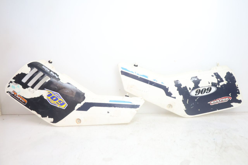 photo de ACHTERKAP SUZUKI DR S 600 (1985 - 1989) - Hoofdaanzicht