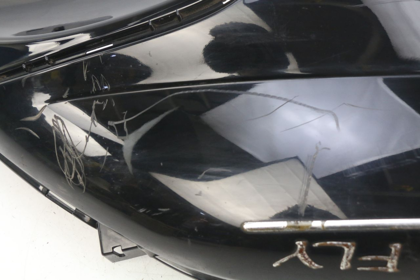 photo de ACHTERKAP PIAGGIO FLY 2T 50 (2004 - 2017) - Zoom op componenten