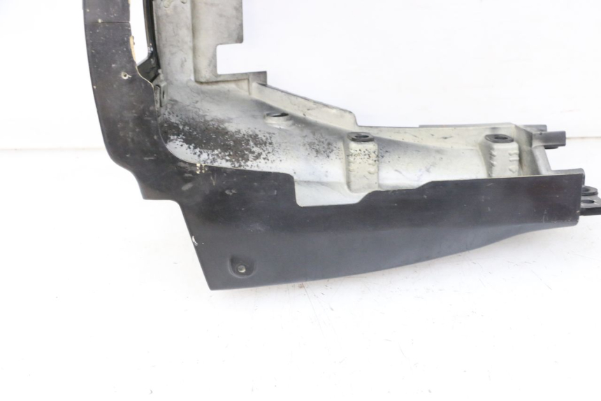 photo de ACHTERKAP KAWASAKI GPZ RX 1000 (1986 - 1988) - Bevestigingspunten