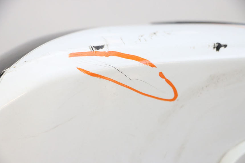 photo de ACHTERKAP SUZUKI GSXR GSX-R 1000 (2003 - 2004) - Zoom op gebruiksstaat