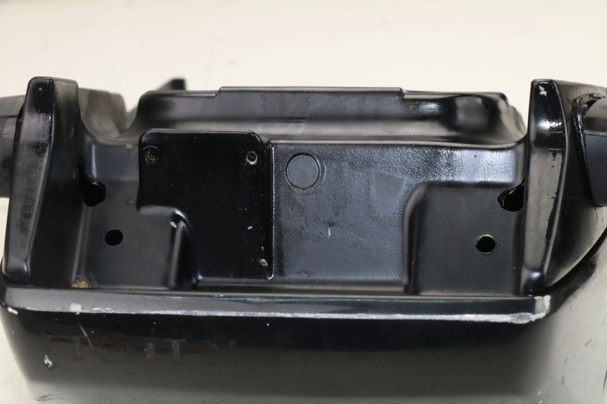 photo de ACHTERKAP BMW K LT ABS 1100 (1990 - 1996) - Zoom op gebruiksstaat
