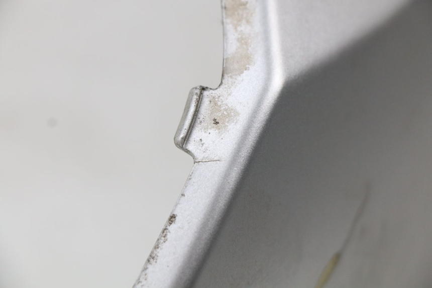 photo de ACHTERKAP PEUGEOT KISBEE 2T 50 (2010 - 2017) - Detail van het onderdeel