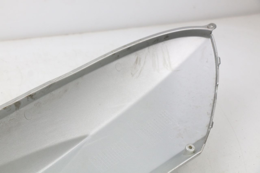 photo de ACHTERKAP PEUGEOT KISBEE 2T 50 (2010 - 2017) - Zoom op componenten