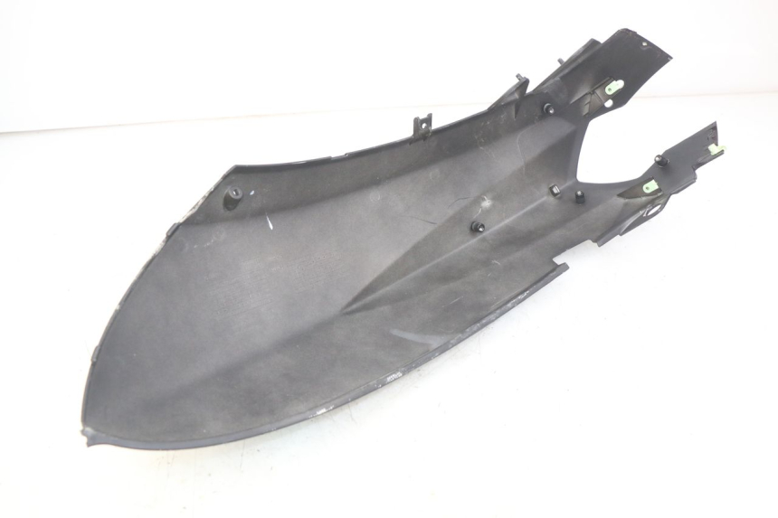 photo de ACHTERKAP PEUGEOT KISBEE 4T 50 (2018 - 2022) - Kenmerkende details