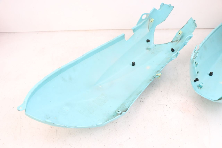 photo de ACHTERKAP PEUGEOT KISBEE 4T 50 (2018 - 2022) - Technische close-up