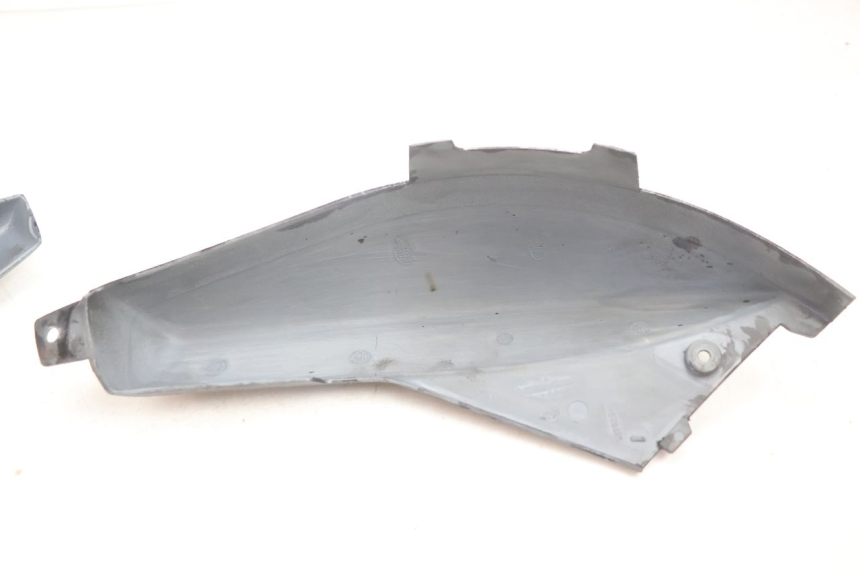 photo de ACHTERKAP PEUGEOT LUDIX ONE 50 (2004 - 2006) - Markeringen en referenties
