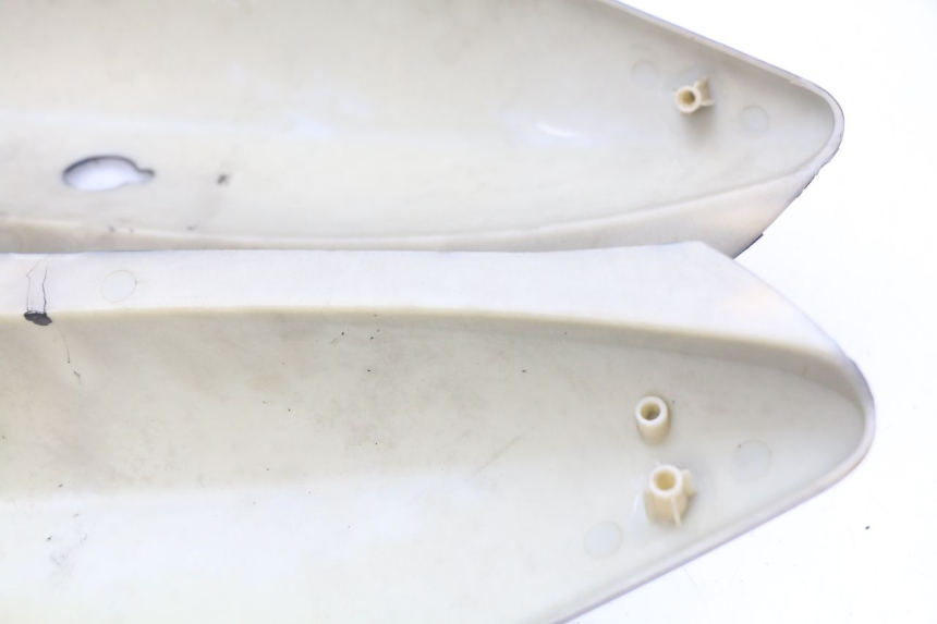 photo de ACHTERKAP MBK OVETTO 2T 50 (2007 - 2017) - Bevestigingspunten