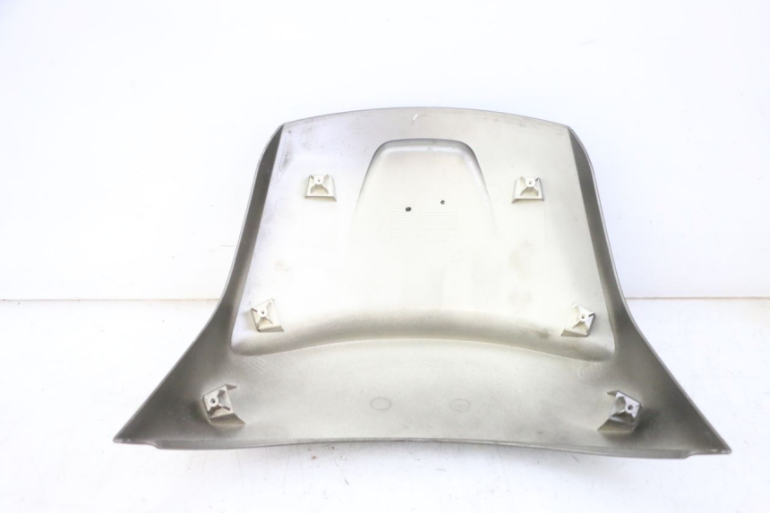 photo de ACHTERKAP PEUGEOT SATELIS 125 (2013 - 2018) - Detail van het onderdeel