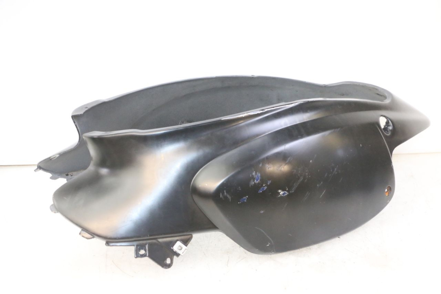 photo de ACHTERKAP APRILIA RALLY AC 50 (1995 - 2004) - Staat van het oppervlak