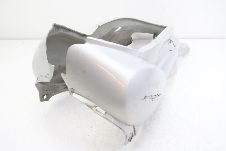 photo de ACHTERKAP APRILIA SCARABEO 4T 50 (2009 - 2017) - Zoom op gebruiksstaat