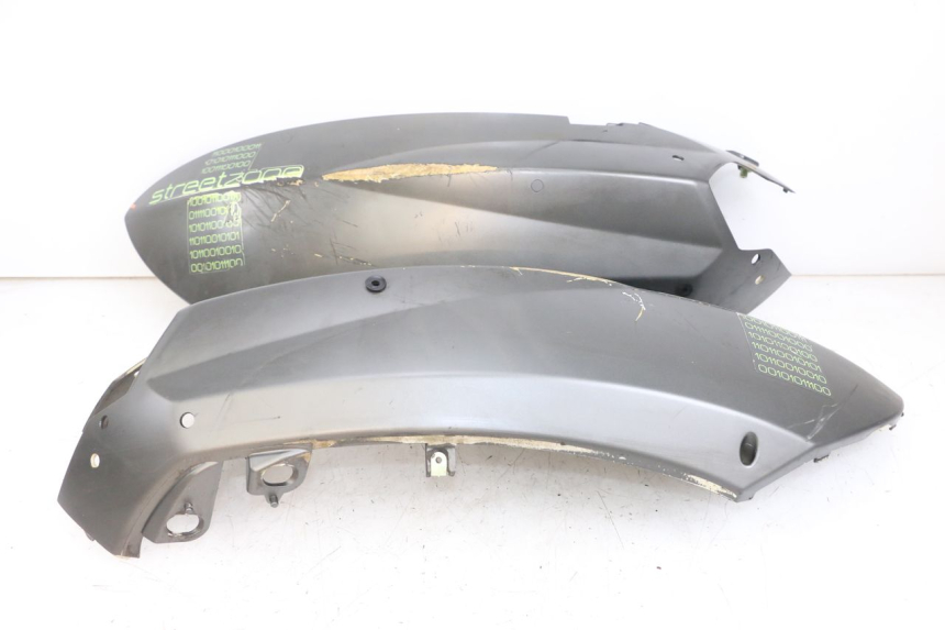 photo de ACHTERKAP PEUGEOT STREETZONE I 2T 50 (2018 - 2020) - Focus op structuur