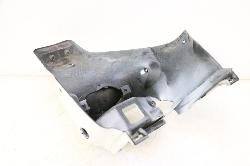 photo de ACHTERKAP PEUGEOT TREKKER 50 (1995 - 2004) - Zoom op gebruiksstaat