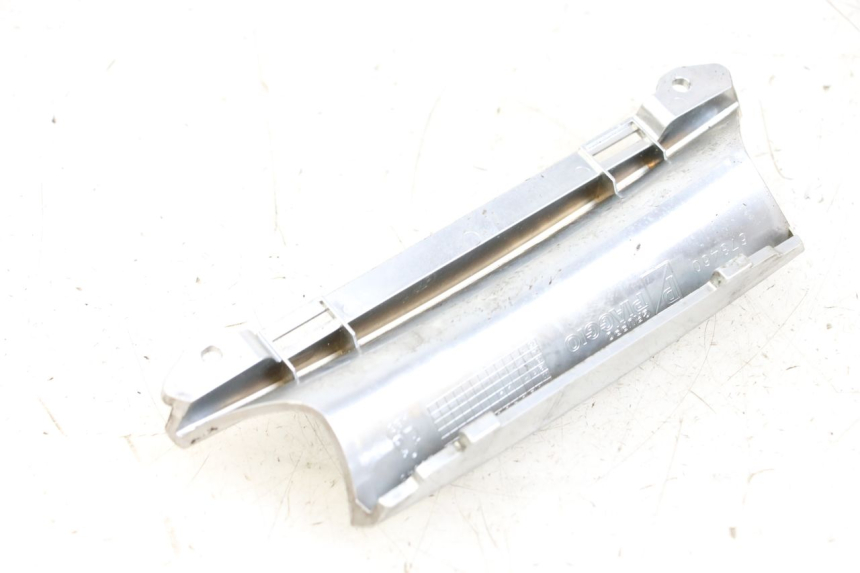 photo de ACHTERKAP PIAGGIO X10 125 (2012 - 2017) - Detail van het onderdeel