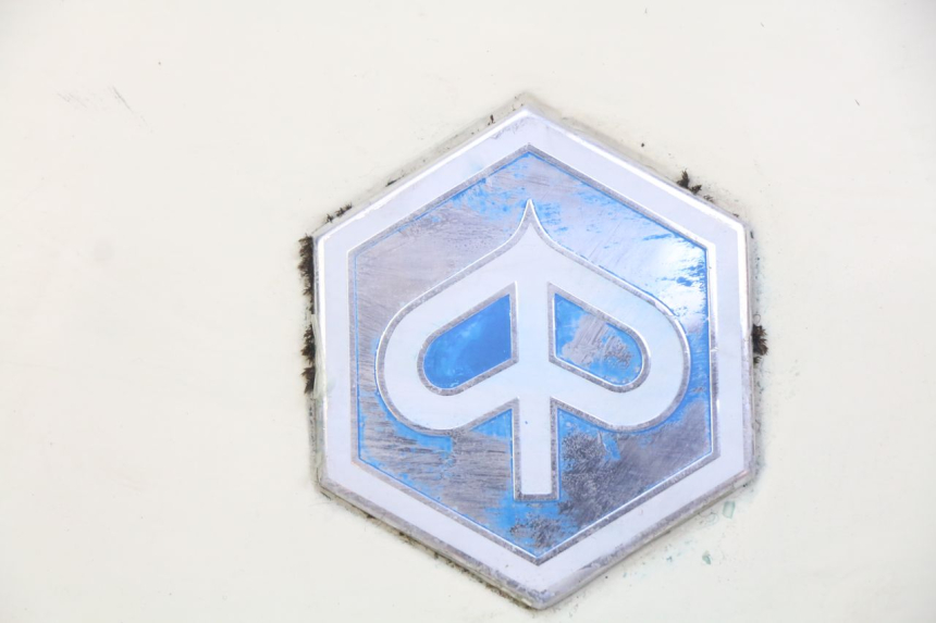 photo de ACHTERKAP PIAGGIO XEVO - X EVO 125 (2007 - 2017) - Bevestigingspunten