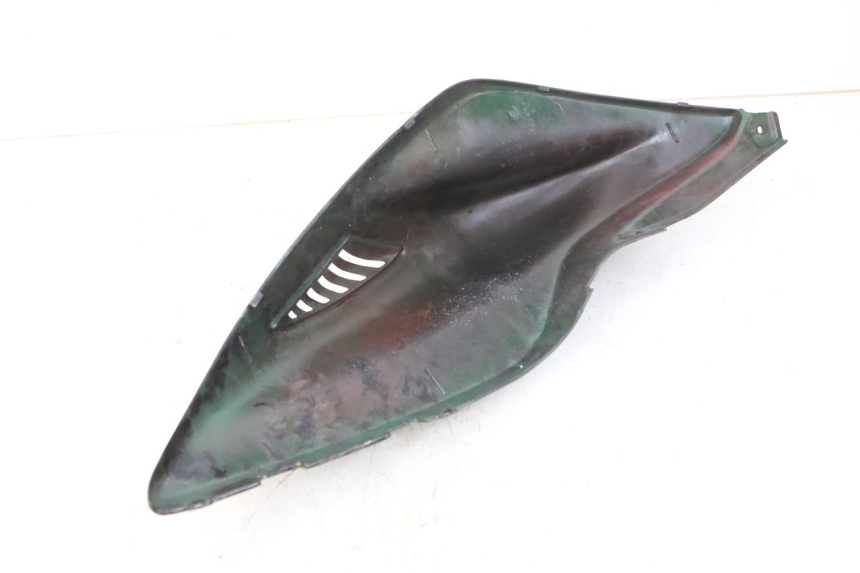 photo de ACHTERKAP YAMAHA AEROX 50 (1997 - 2006) - Kenmerkende details