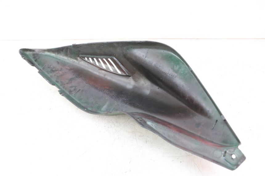 photo de ACHTERKAP YAMAHA AEROX 50 (1997 - 2006) - Zoom op componenten