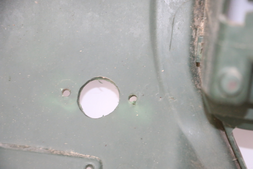 photo de ACHTERKAP YAMAHA YFM BRUIN 350 (2003 - 2009) - Zoom op componenten