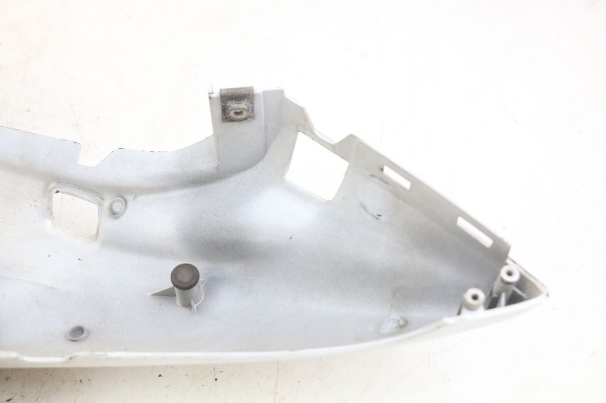 photo de ACHTERKAP YAMAHA YZF R THUNDERCAT 600 (1996 - 2003) - Alternatieve hoek