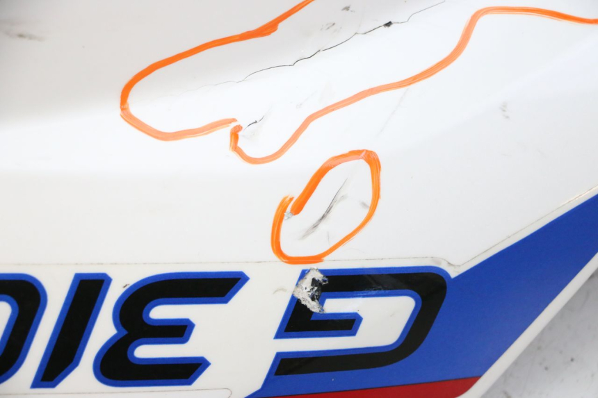 photo de RECHTER TANKKAP BMW G310 R 310 (2016 - 2020) - Visuele inspectie