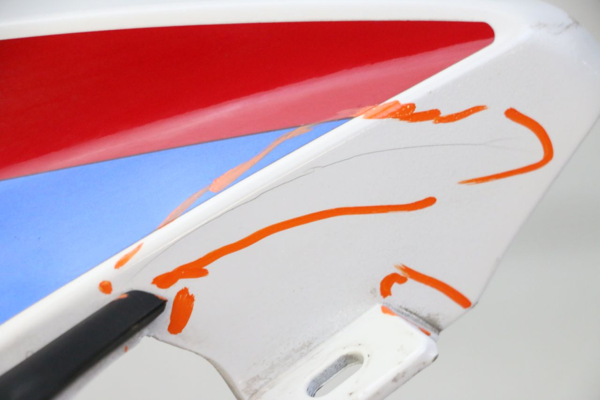 photo de RECHTER TANKKAP BMW G310 R 310 (2016 - 2020) - Gecontroleerd onderdeel