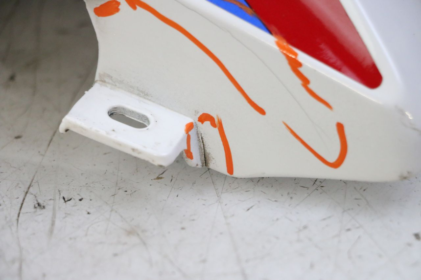 photo de RECHTER TANKKAP BMW G310 R 310 (2016 - 2020) - Markeringen en referenties