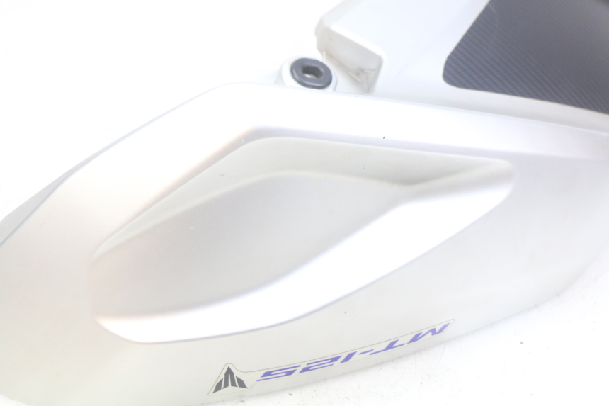 photo de RECHTS TANKKUIP YAMAHA MT ABS 125 (2014 - 2018) - Productaanzicht