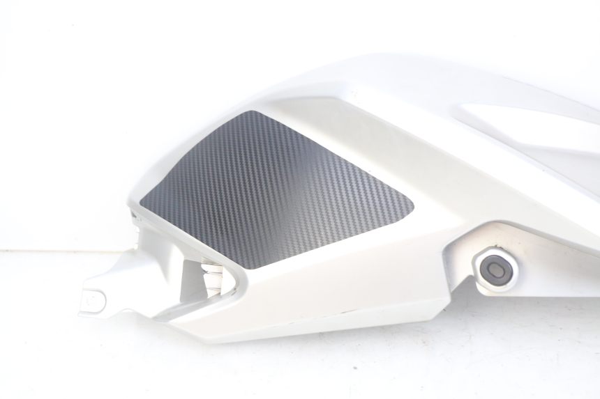 photo de RECHTS TANKKUIP YAMAHA MT ABS 125 (2014 - 2018) - Zoom op gebruiksstaat