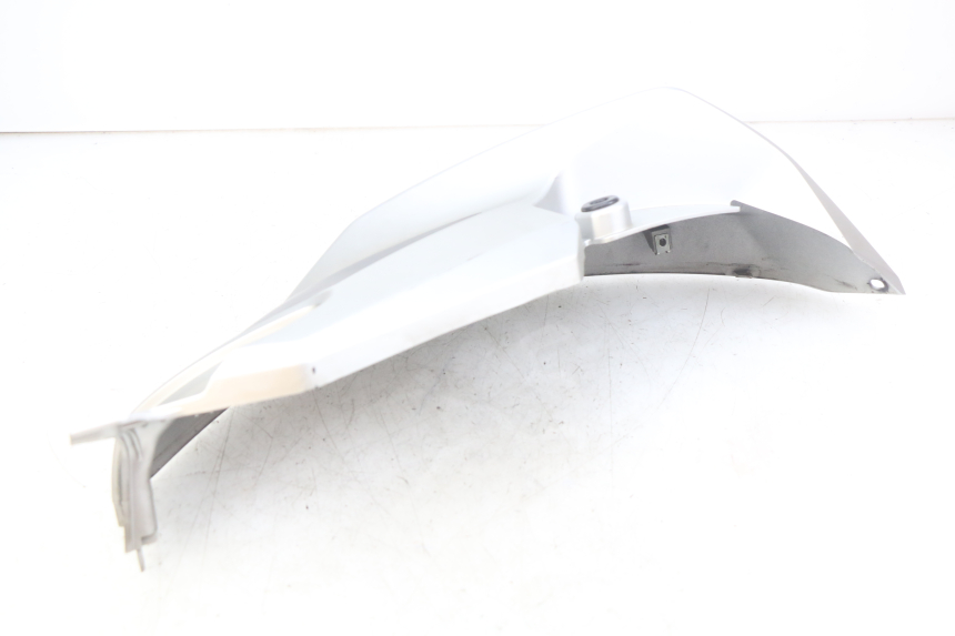 photo de RECHTS TANKKUIP YAMAHA MT ABS 125 (2014 - 2018) - Bevestigingspunten