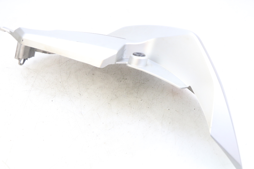 photo de RECHTS TANKKUIP YAMAHA MT ABS 125 (2014 - 2018) - Markeringen en referenties