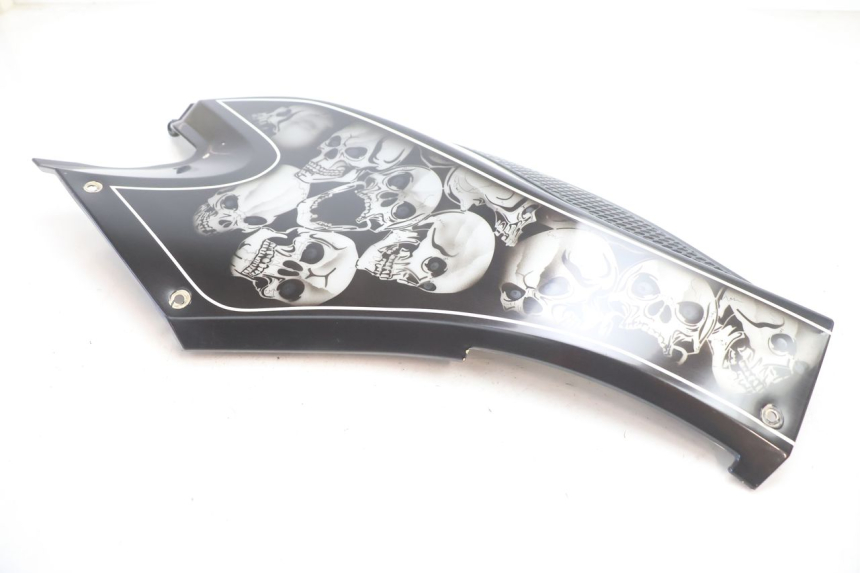 photo de RECHTE TANKVERKLEEDING CAN-AM SPYDER RS 1000 (2008 - 2012) - Andere kijkhoek