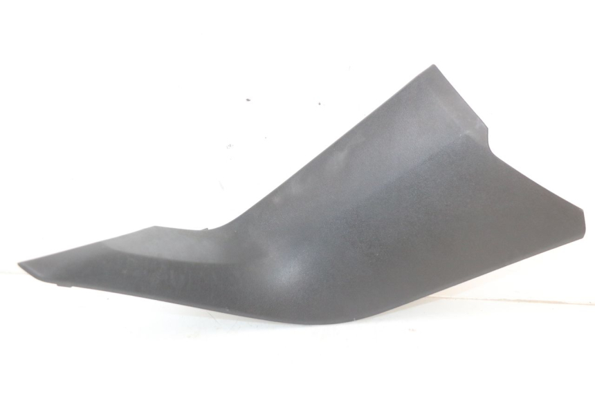 photo de RECHTER TANKKAP YAMAHA XMAX X-MAX ABS 125 (2017 - 2020) - Hoofdaanzicht