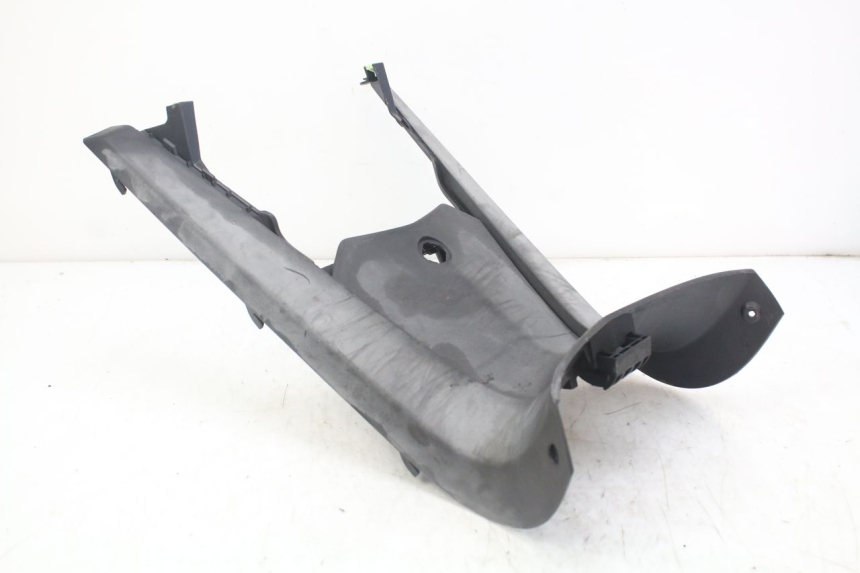 photo de TANKKUIP PEUGEOT GEOPOLIS RS 125 (2007 - 2009) - Technische close-up