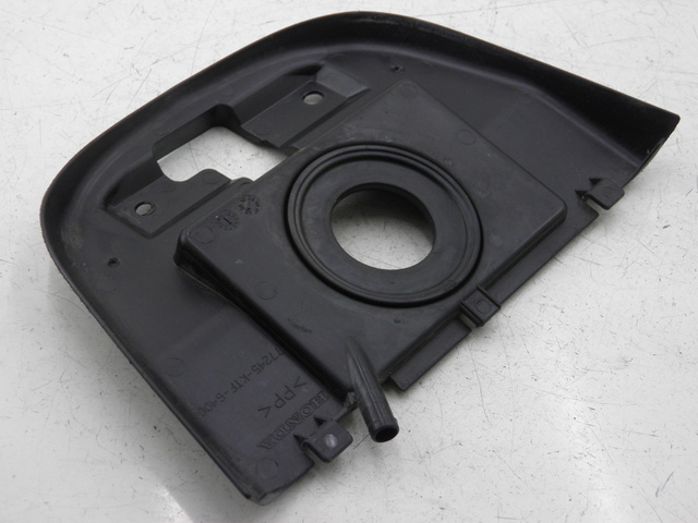 photo de TANKKAP HONDA SH 125 (2005 - 2008) - Detail van het onderdeel