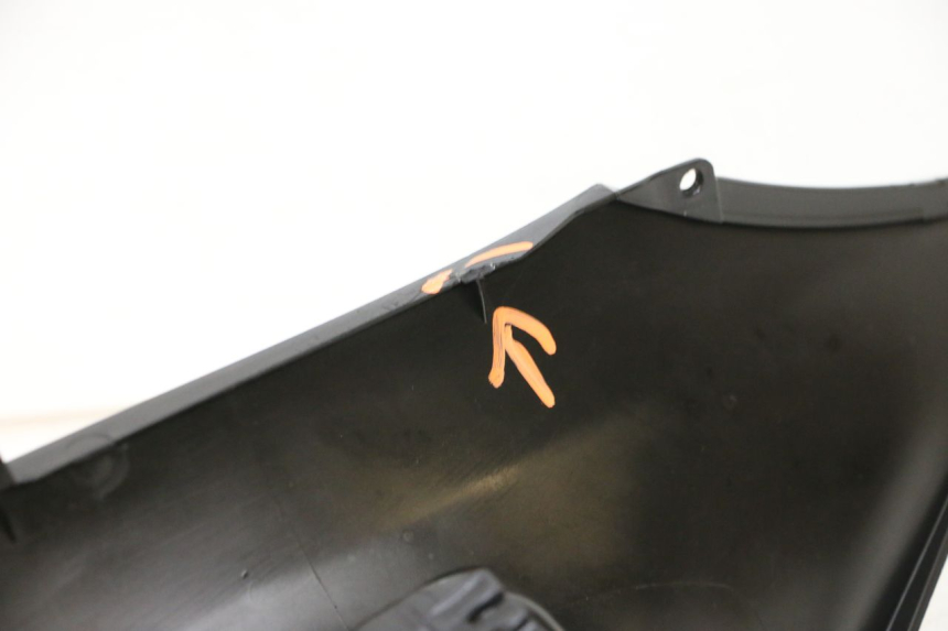 photo de TANKKUIP PIAGGIO MP3 HPE 300 (2019 - 2026) - Bevestigingspunten