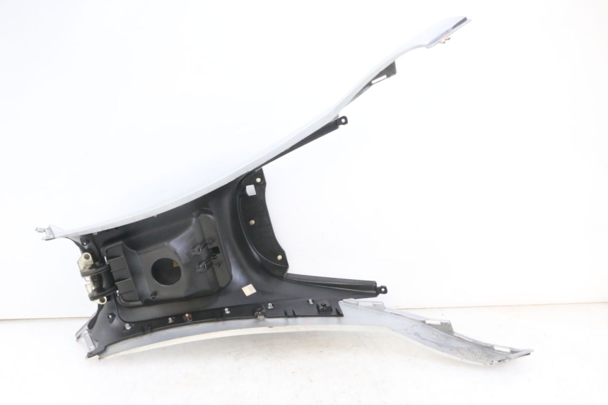 photo de TANKKUIP PIAGGIO MP3 LT 300 (2010 - 2016) - Kenmerkende details