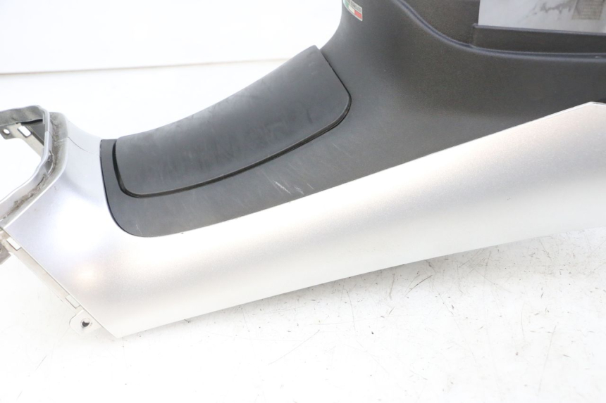 photo de TANKKUIP PIAGGIO MP3 LT 300 (2010 - 2016) - Detailaanzicht