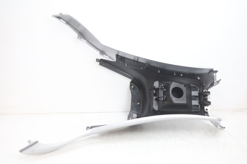 photo de TANKKUIP PIAGGIO MP3 LT 300 (2010 - 2016) - Gecontroleerd onderdeel