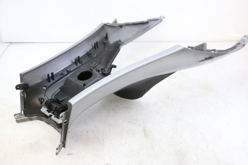 photo de TANKKUIP PIAGGIO MP3 500 (2014 - 2017) - Bevestigingspunten