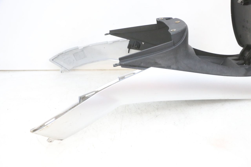 photo de TANKKUIP PIAGGIO MP3 RL 250 (2006 - 2010) - Markeringen en referenties